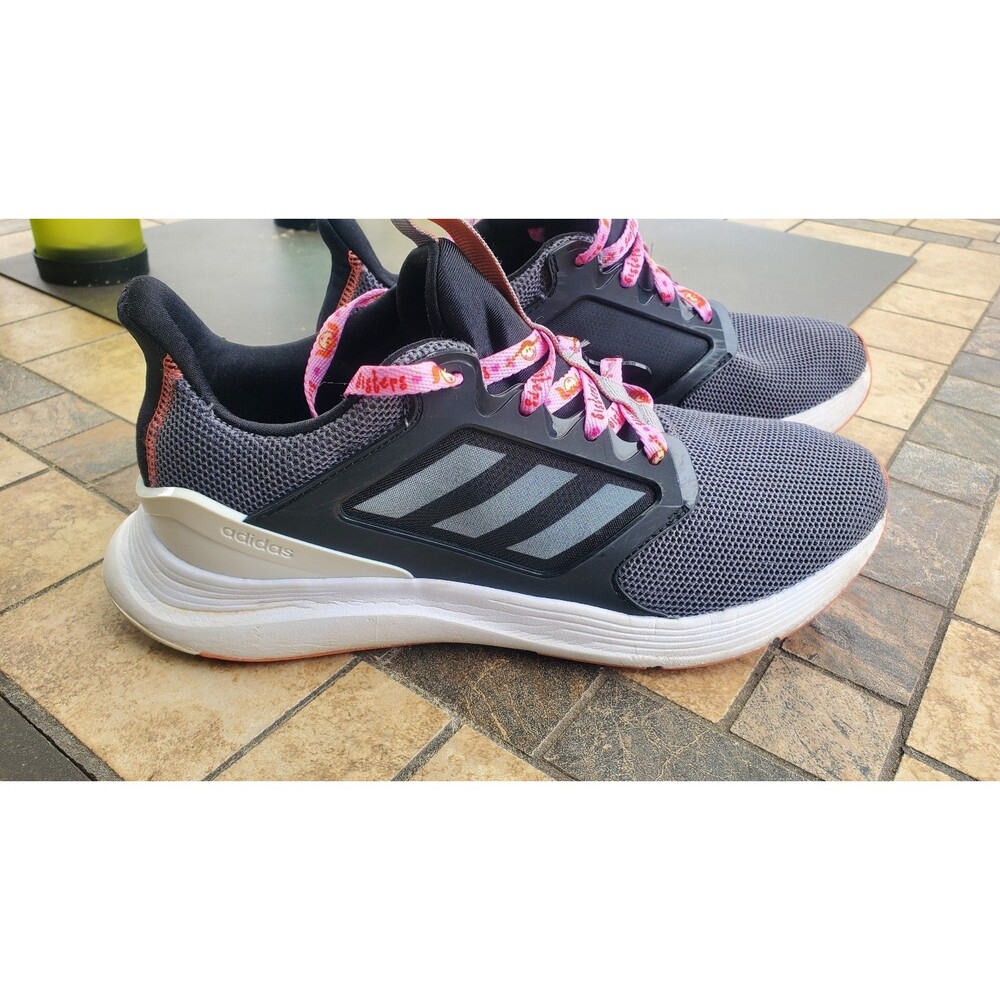 Women's Adidas Tennis Shoe - Size 8